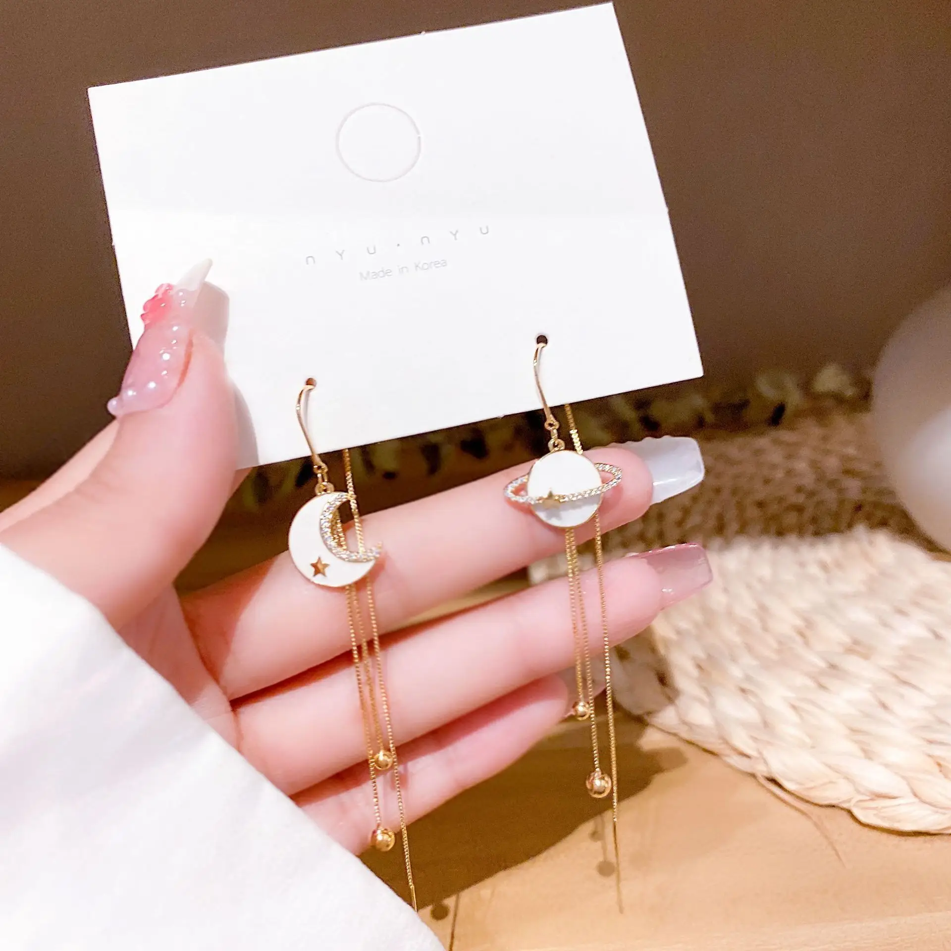 Long Tassel Earrings for Ladies Luxury Pearl Design
