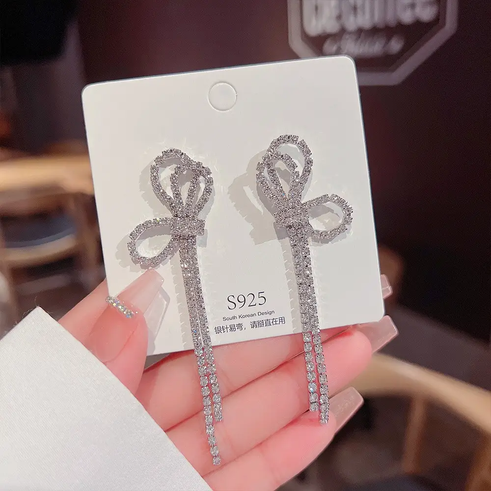 Long Tassel Earrings for Ladies Luxury Pearl Design