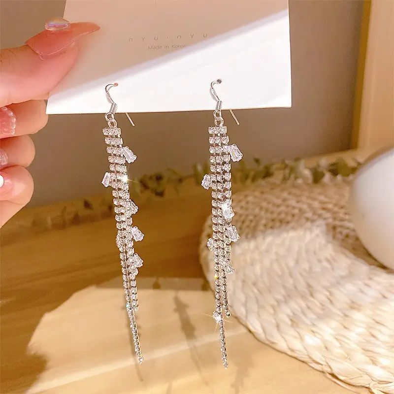 Long Tassel Earrings for Ladies Luxury Pearl Design - Image 38