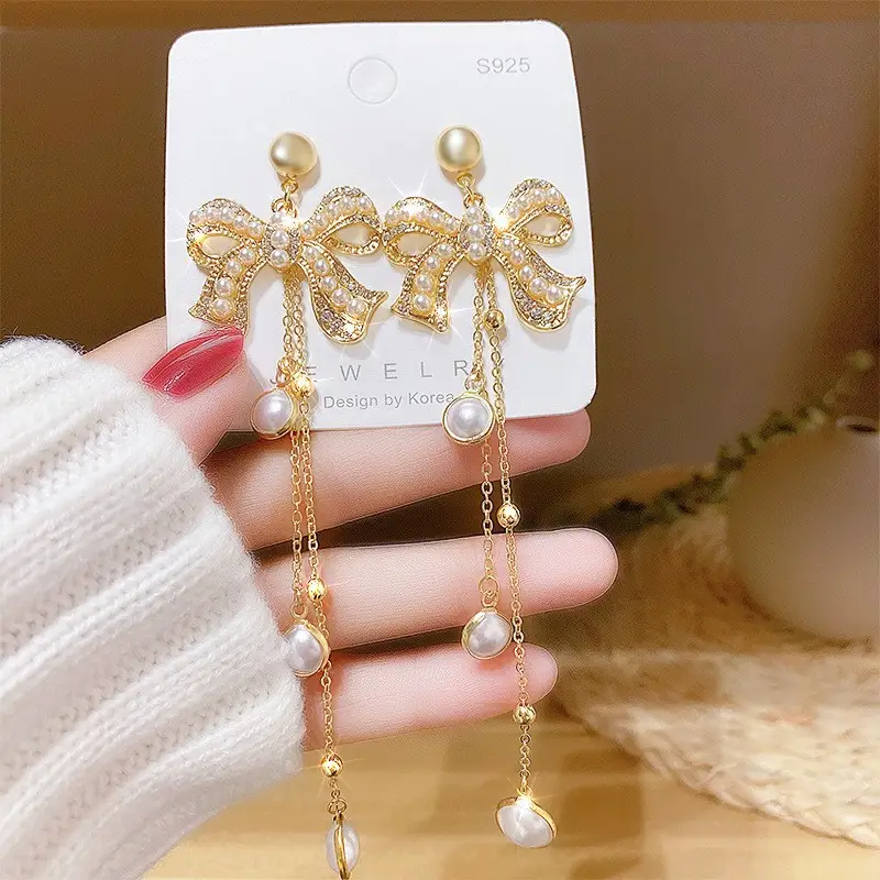 Long Tassel Earrings for Ladies Luxury Pearl Design