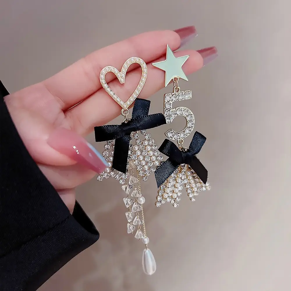 Long Tassel Earrings for Ladies Luxury Pearl Design