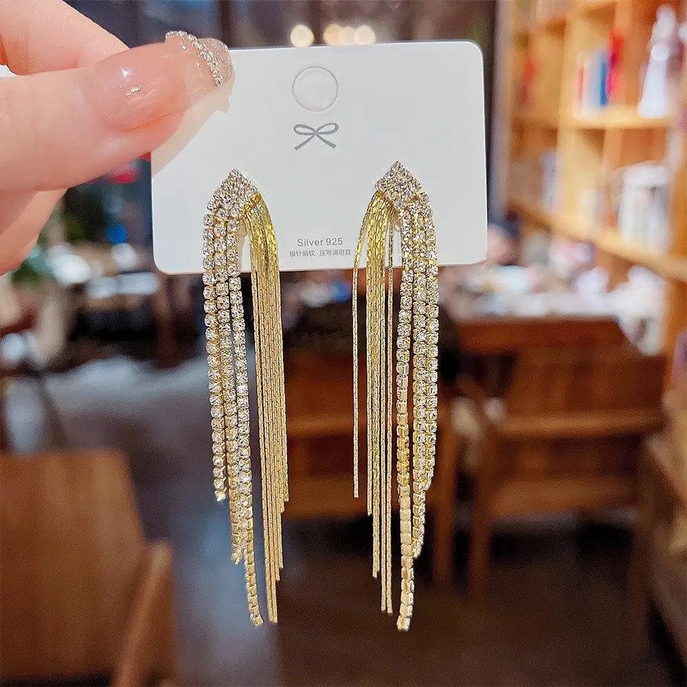Long Tassel Earrings for Ladies Luxury Pearl Design