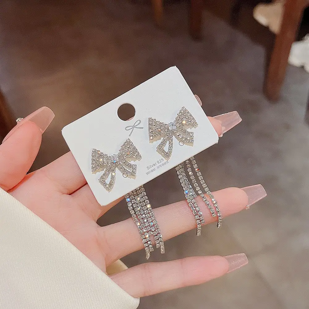 Long Tassel Earrings for Ladies Luxury Pearl Design - Image 8