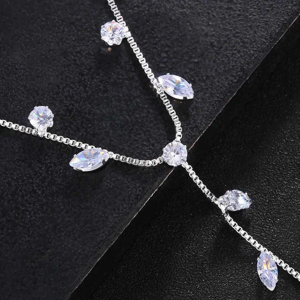 Black Leaf Zircon Finger Anklet for Women - Image 7