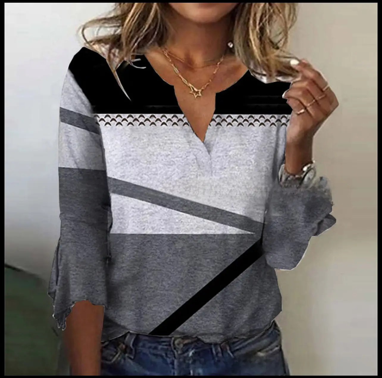 2023 Printed V-Neck T-Shirt with Horn Sleeve Design - Image 12