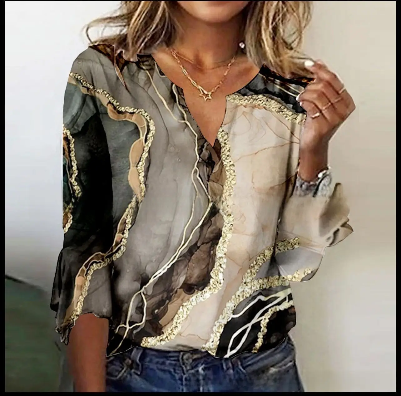 2023 Printed V-Neck T-Shirt with Horn Sleeve Design - Image 22