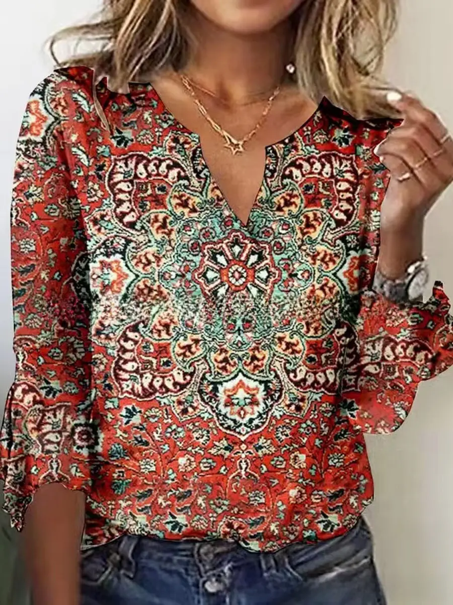 2023 Printed V-Neck T-Shirt with Horn Sleeve Design - Image 44