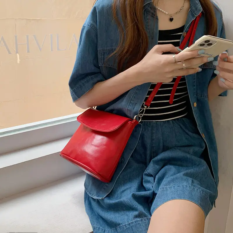 Homemade Bag for Women 2026 New Korean Style Ins Texture Versatile Niche Design Red Single Shoulder Crossbody Bucket Bag