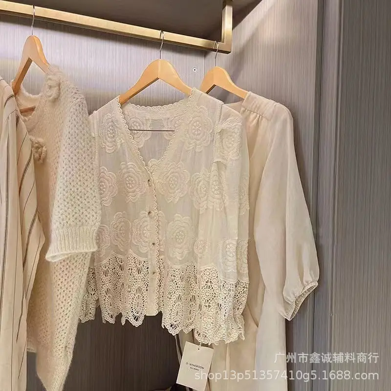 Korean Style Crochet V-Neck Shirt with Embroidered Design - Image 33