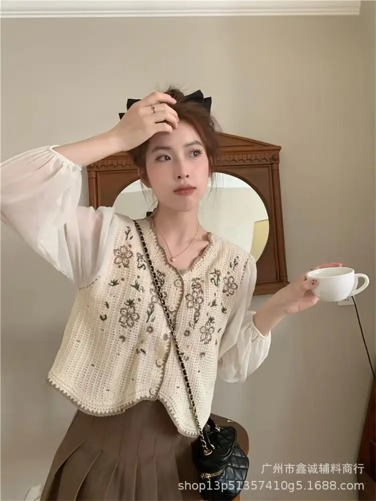 Korean Style Crochet V-Neck Shirt with Embroidered Design - Image 13