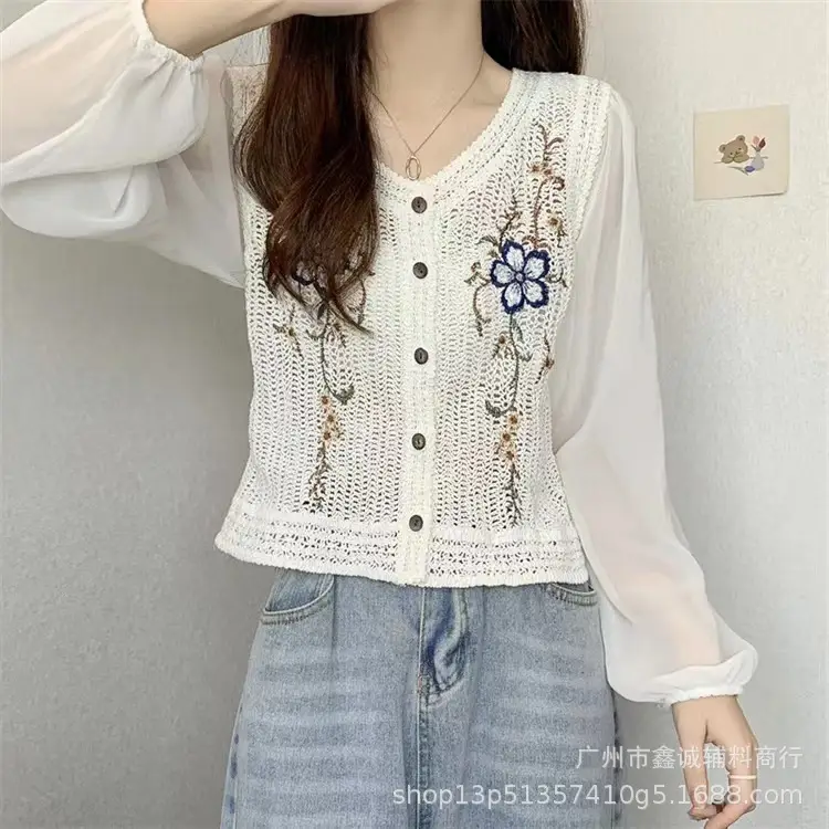 Korean Style Crochet V-Neck Shirt with Embroidered Design - Image 5