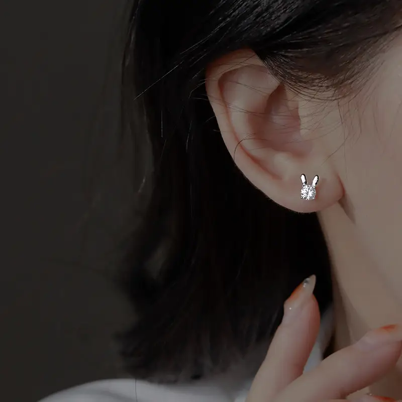 Cute Rabbit Earrings Sparkling Diamond 2024 Trendy