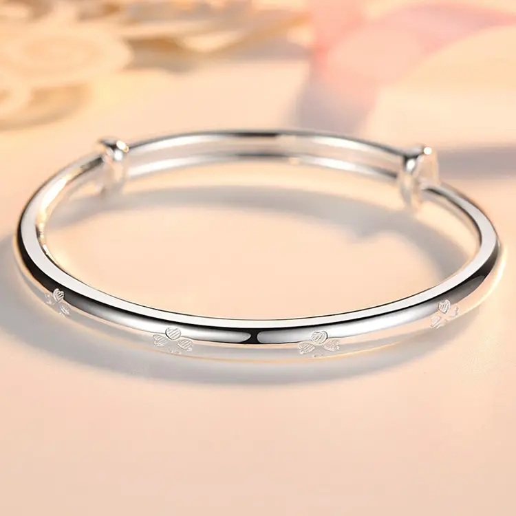Pure Silver Four-Leaf Clover Bracelet for Women - Image 6
