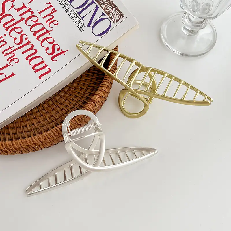 Oversized Metal Hair Clip for Women