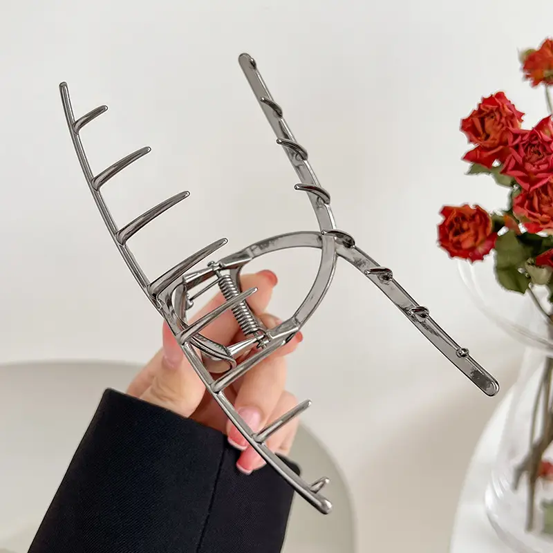 Oversized Metal Hair Clip for Women
