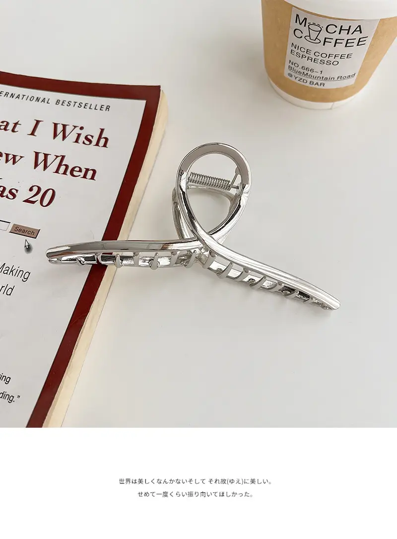Oversized Metal Hair Clip for Women — feature 12
