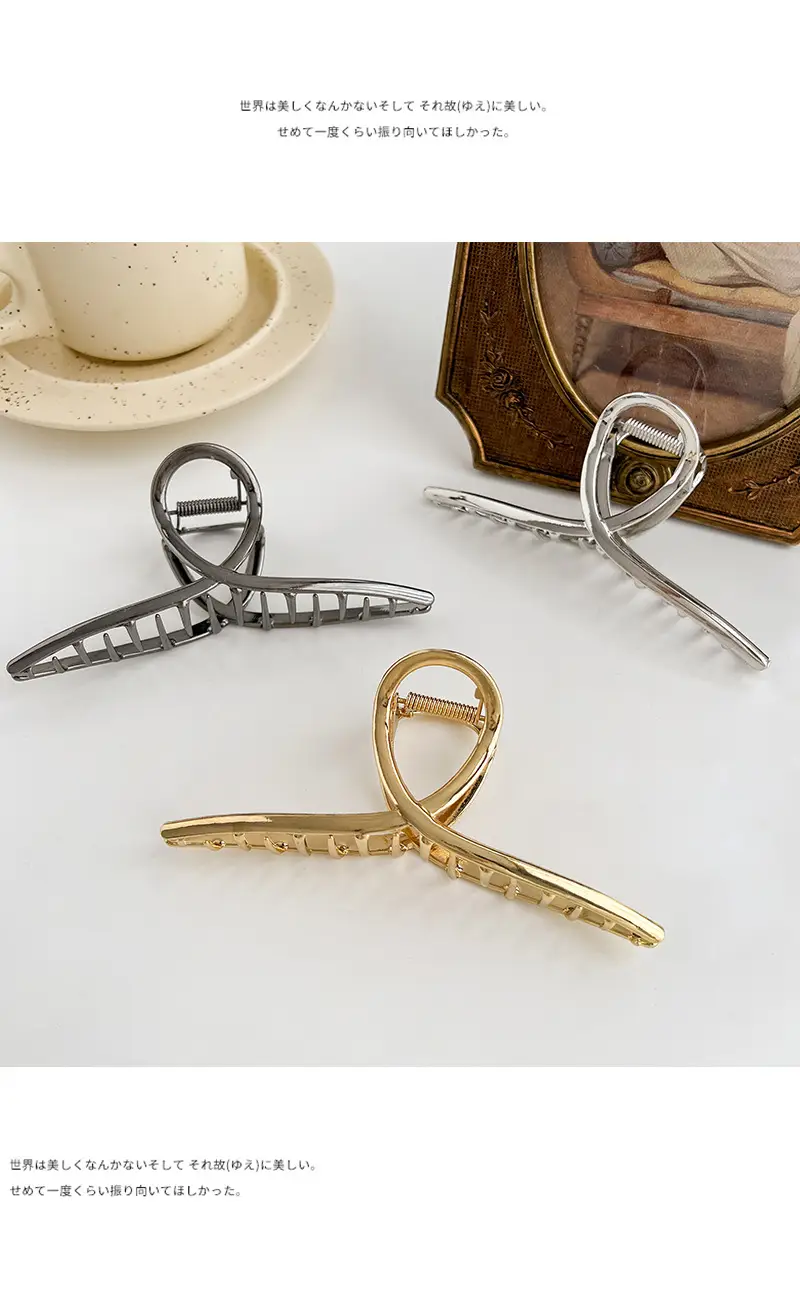 Oversized Metal Hair Clip for Women — feature 6