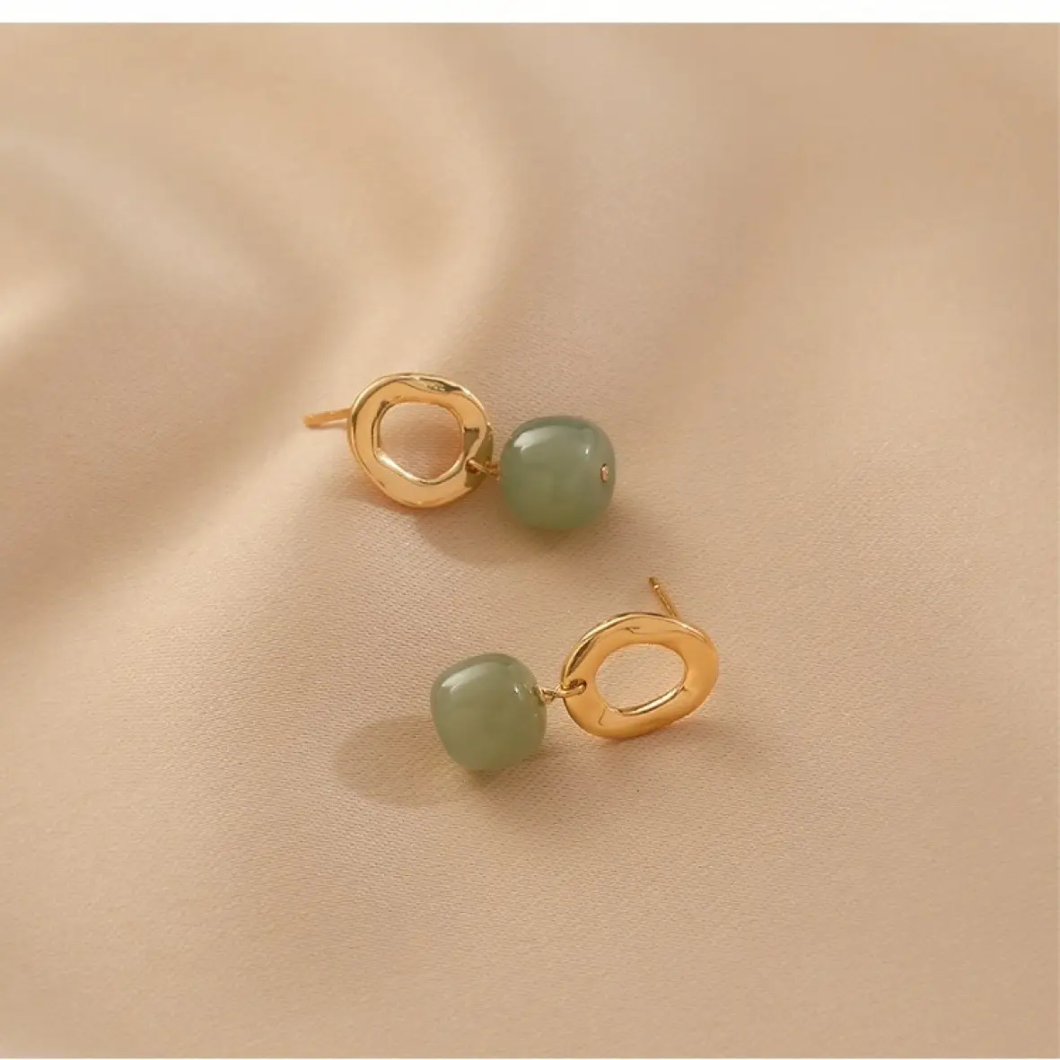 Vintage Light Jade Ear Stud Earrings S925 Silver - Image 3