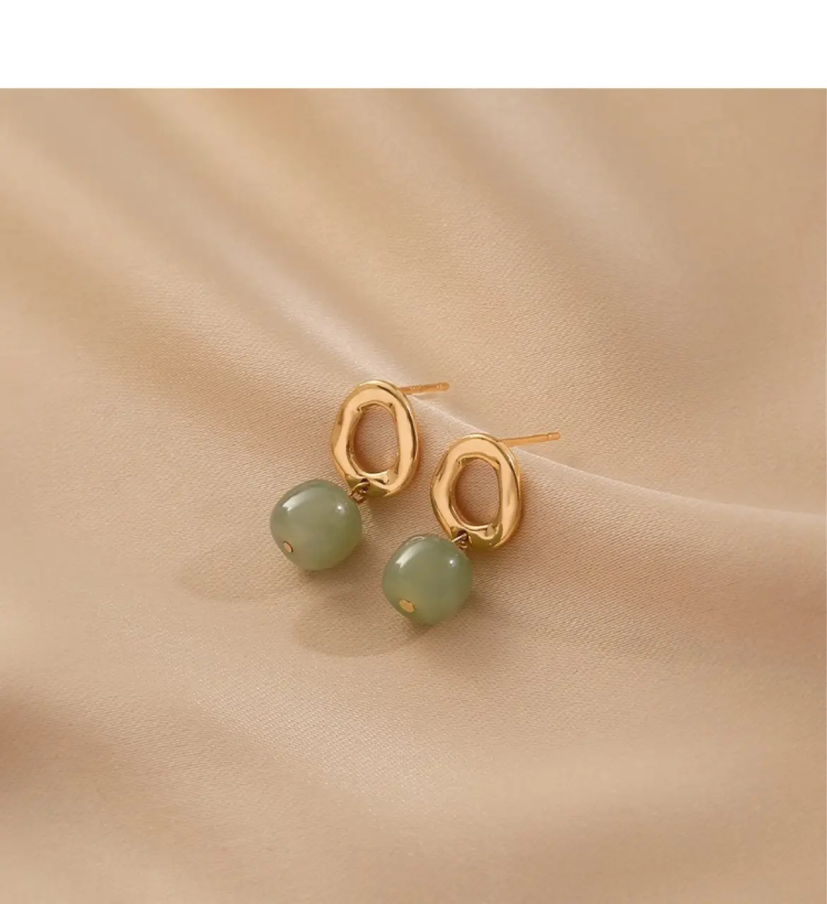 Vintage Light Jade Ear Stud Earrings S925 Silver — feature 3