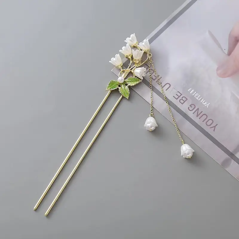 Gold Heart-Shaped Hair Clip for Women - Image 43
