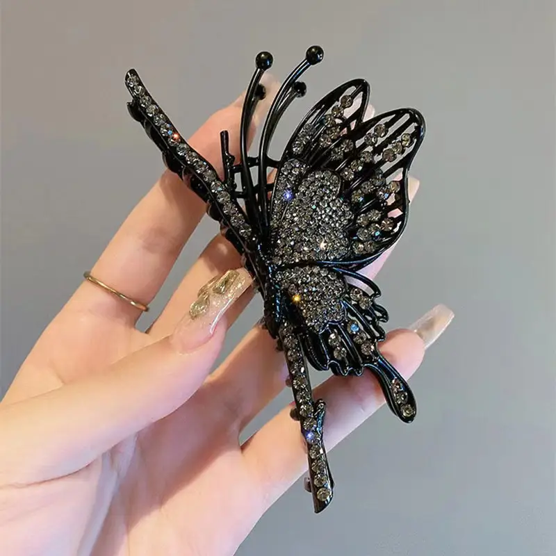 Gold Heart-Shaped Hair Clip for Women - Image 74