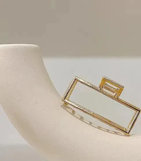 Gold Heart-Shaped Hair Clip for Women - Image 8