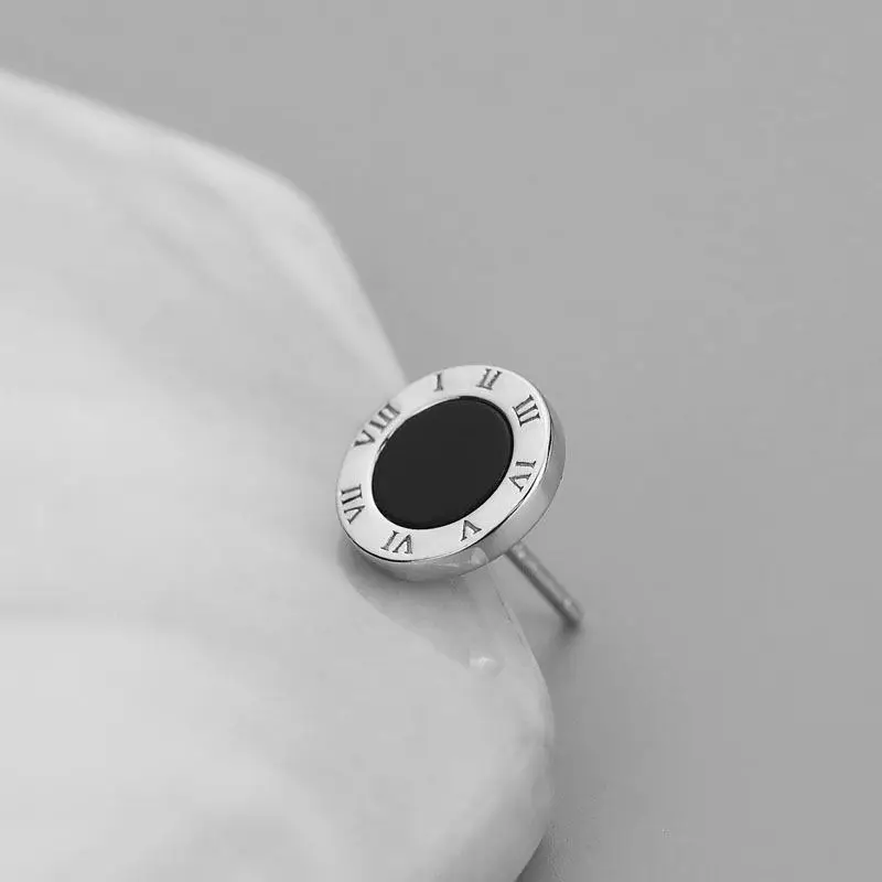 Korean Roman Numeral Earrings for Men - Image 4