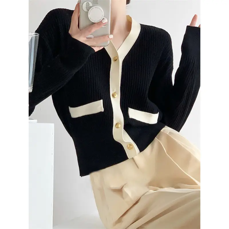 Women's Black V-Neck Knitted Sweater Cardigan - Image 2