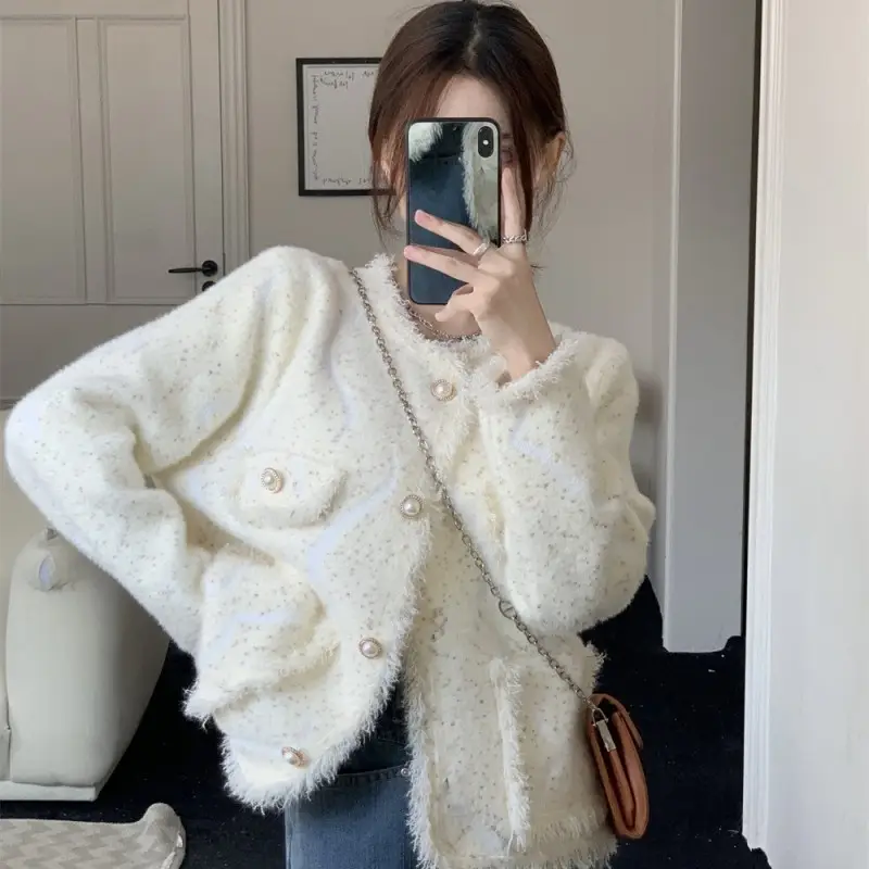 Women's Black V-Neck Knitted Sweater Cardigan — feature 4