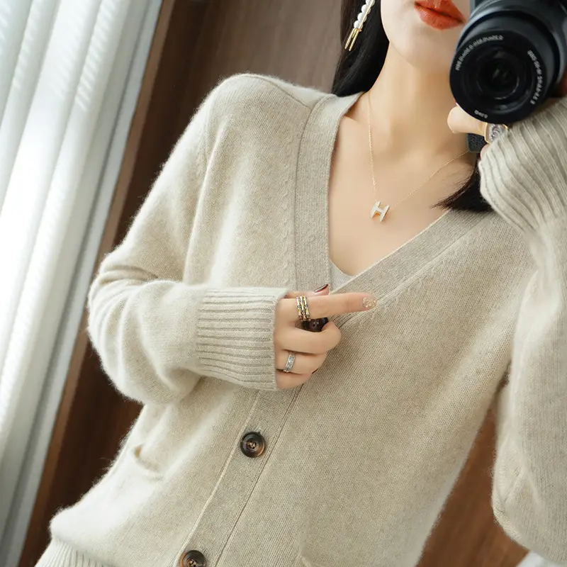 Women V-Neck Cardigan Sweater Coat Beige Spring Autumn 2022 — feature 2
