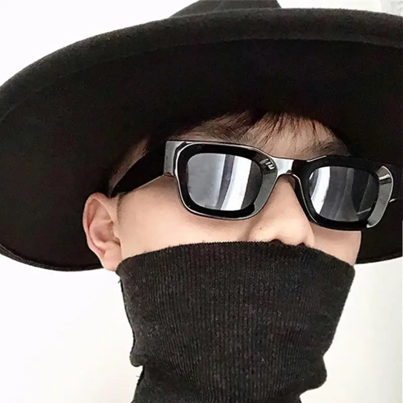 Square Box Retro Punk Sunglasses 2022 - Image 6
