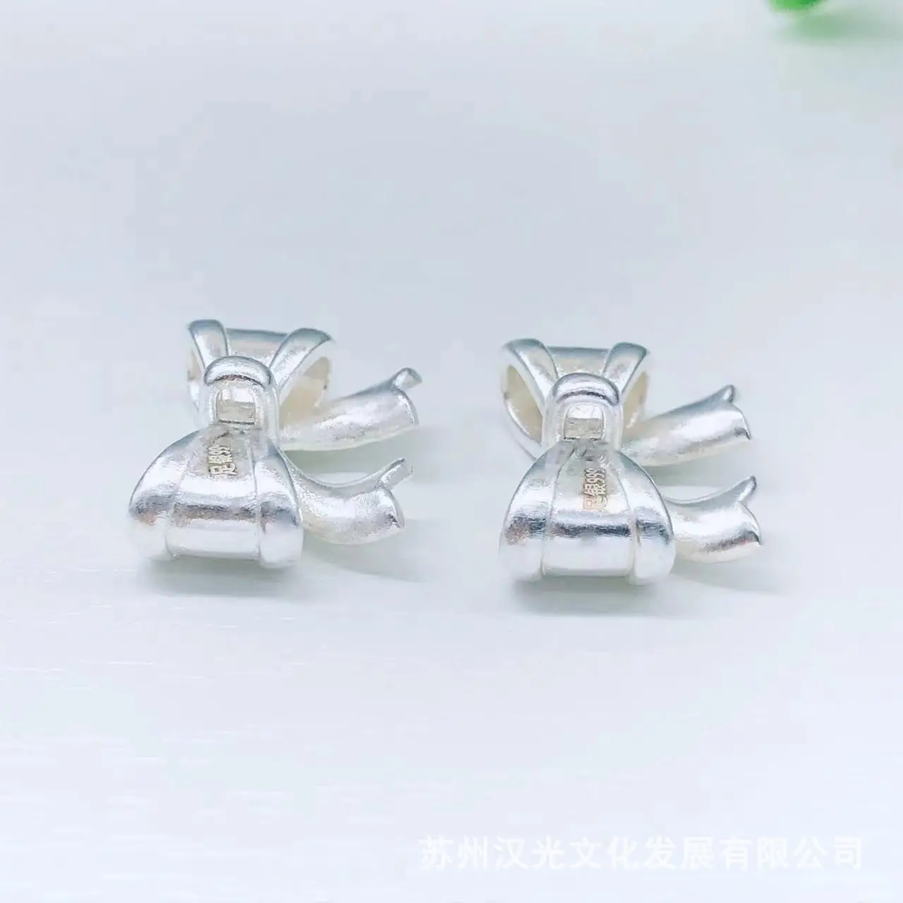 3D Hard Silver Bow Bracelets 999 Wholesale - Image 2