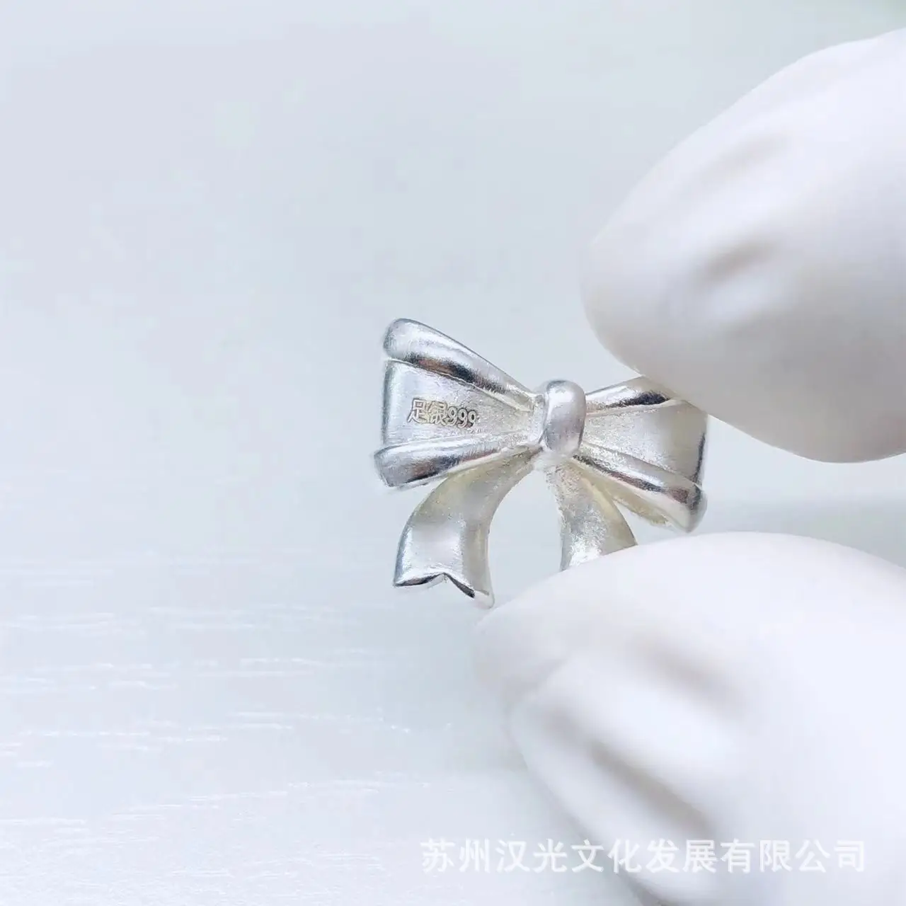 3D Hard Silver Bow Bracelets 999 Wholesale - Image 4