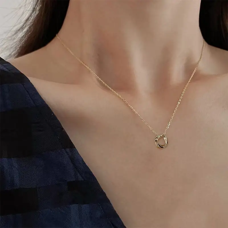 Gold Irregular Clavicle Ring Necklace for Women - Image 5