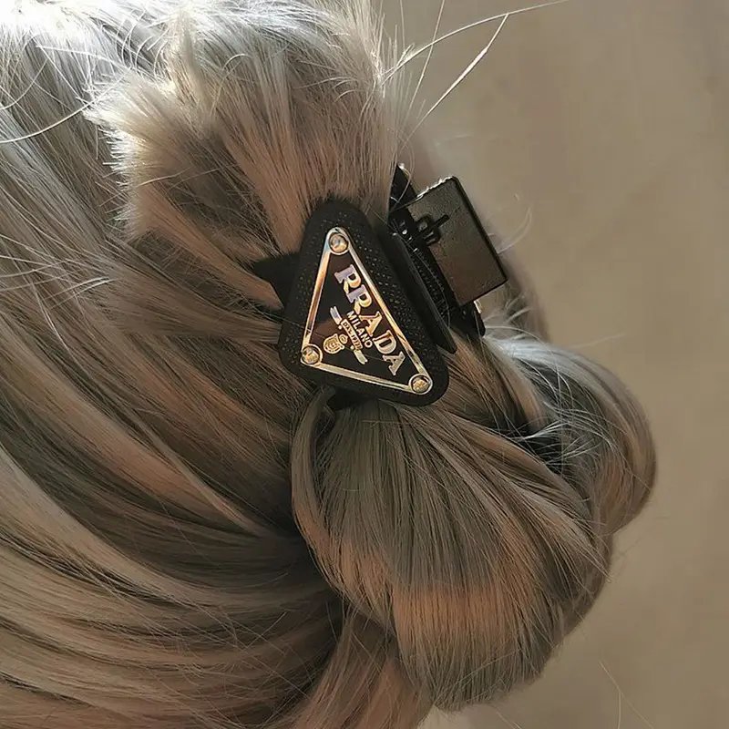 Metal Triangle Hair Clip with Brand Logo — feature 3