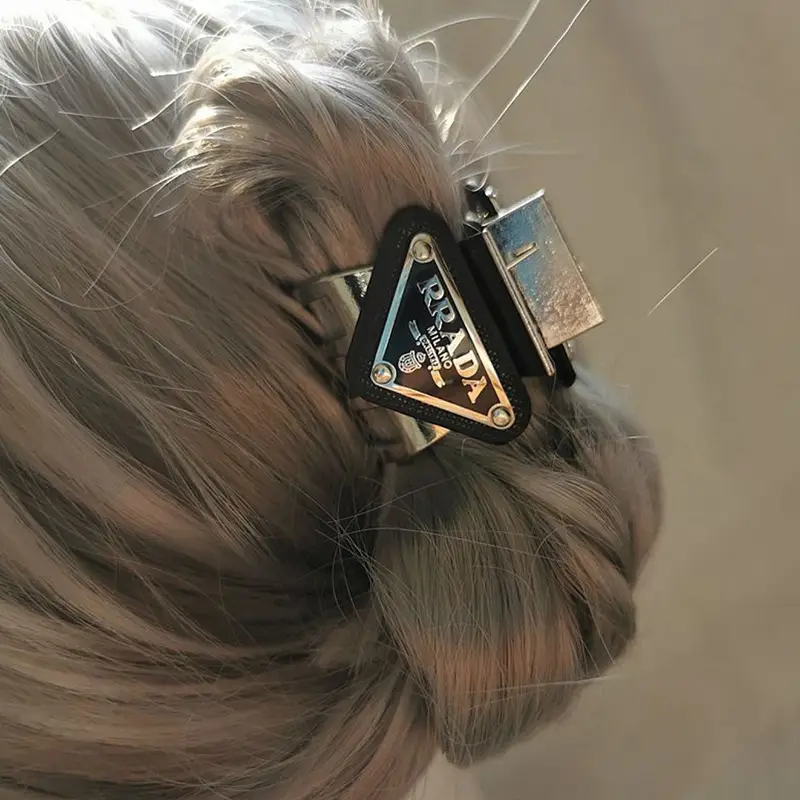 Metal Triangle Hair Clip with Brand Logo — feature 5