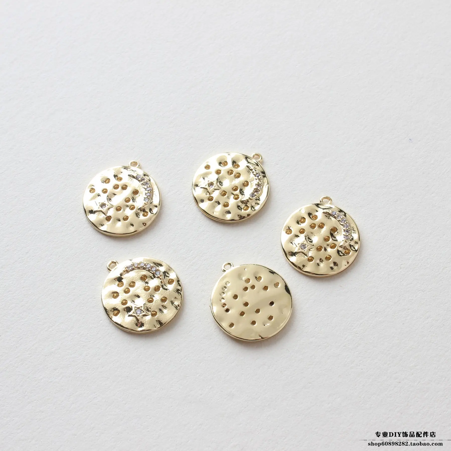 Star Series Zircon Moon Pendant Set — feature 10