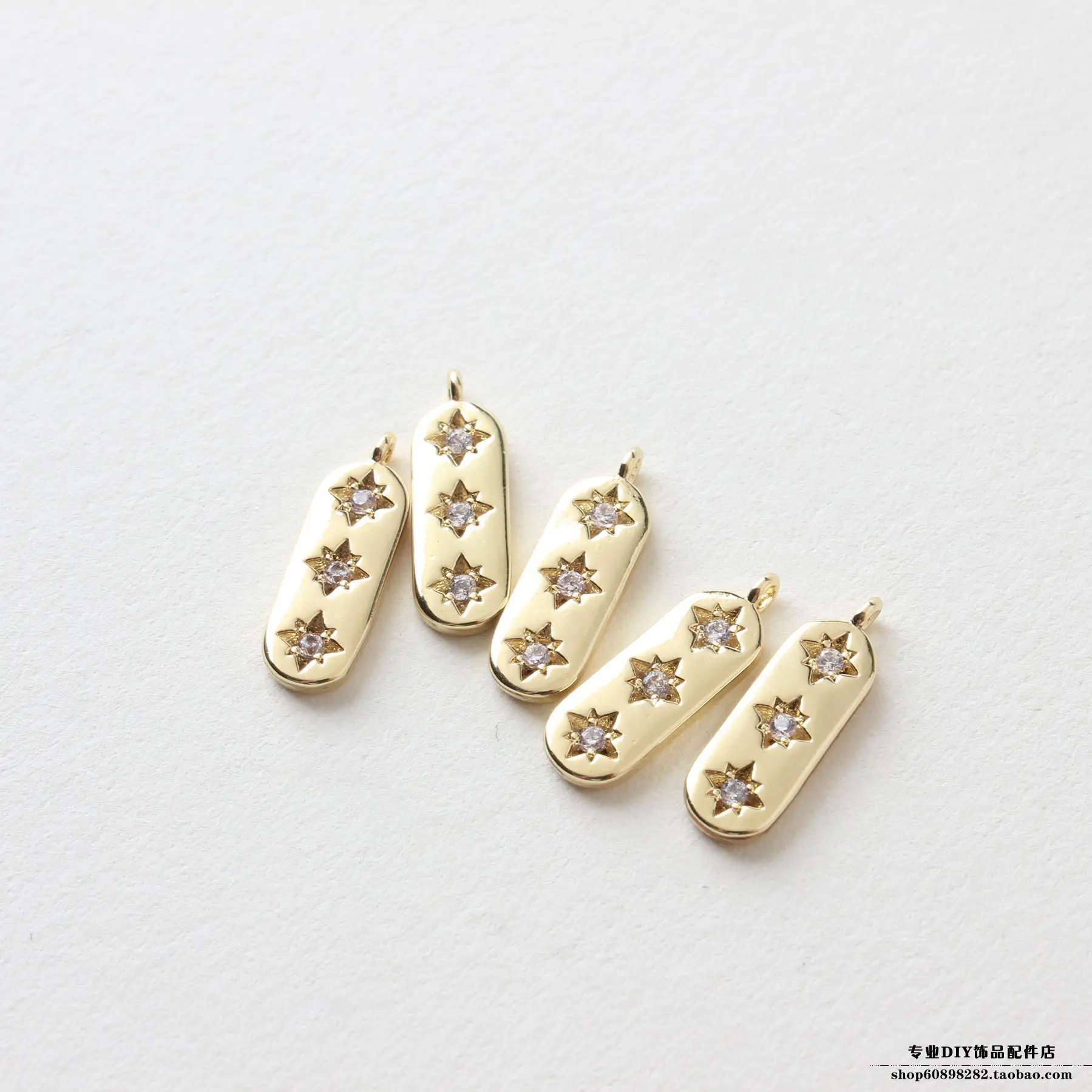 Star Series Zircon Moon Pendant Set — feature 5