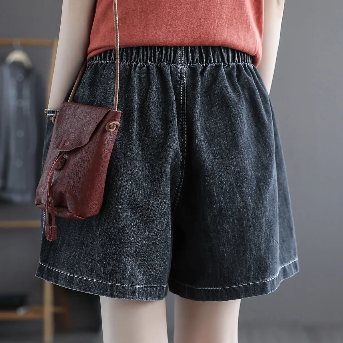 Women Denim Shorts with Large Pockets & Elastic Waist - Image 5