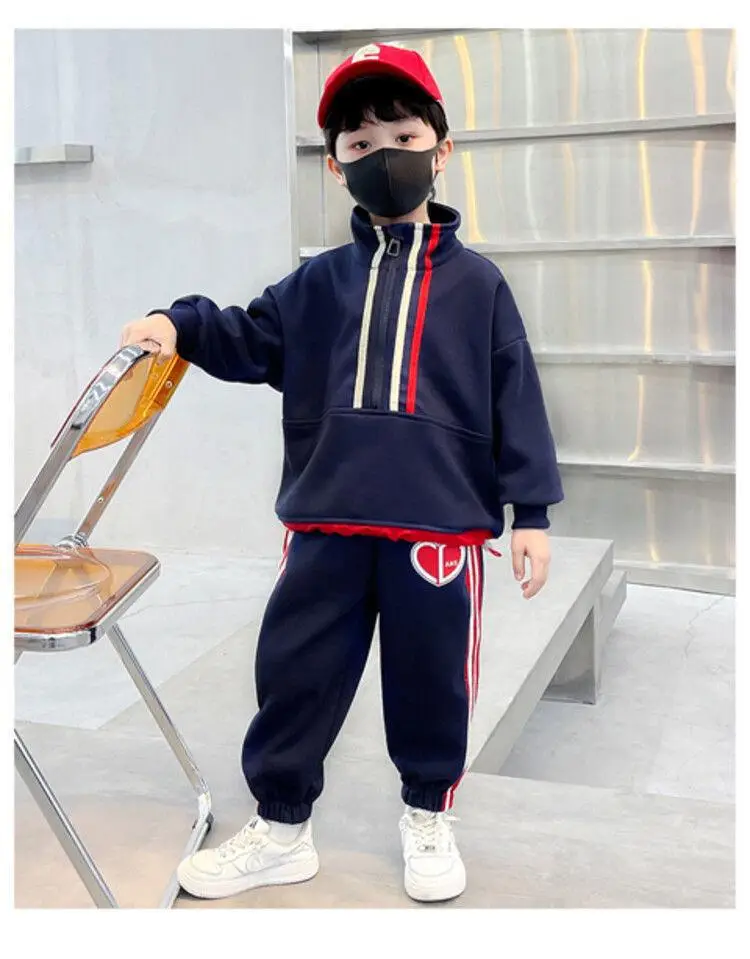 Kids 2-Piece Sweatshirt Track Suit Navy Red Heart Print — feature 13