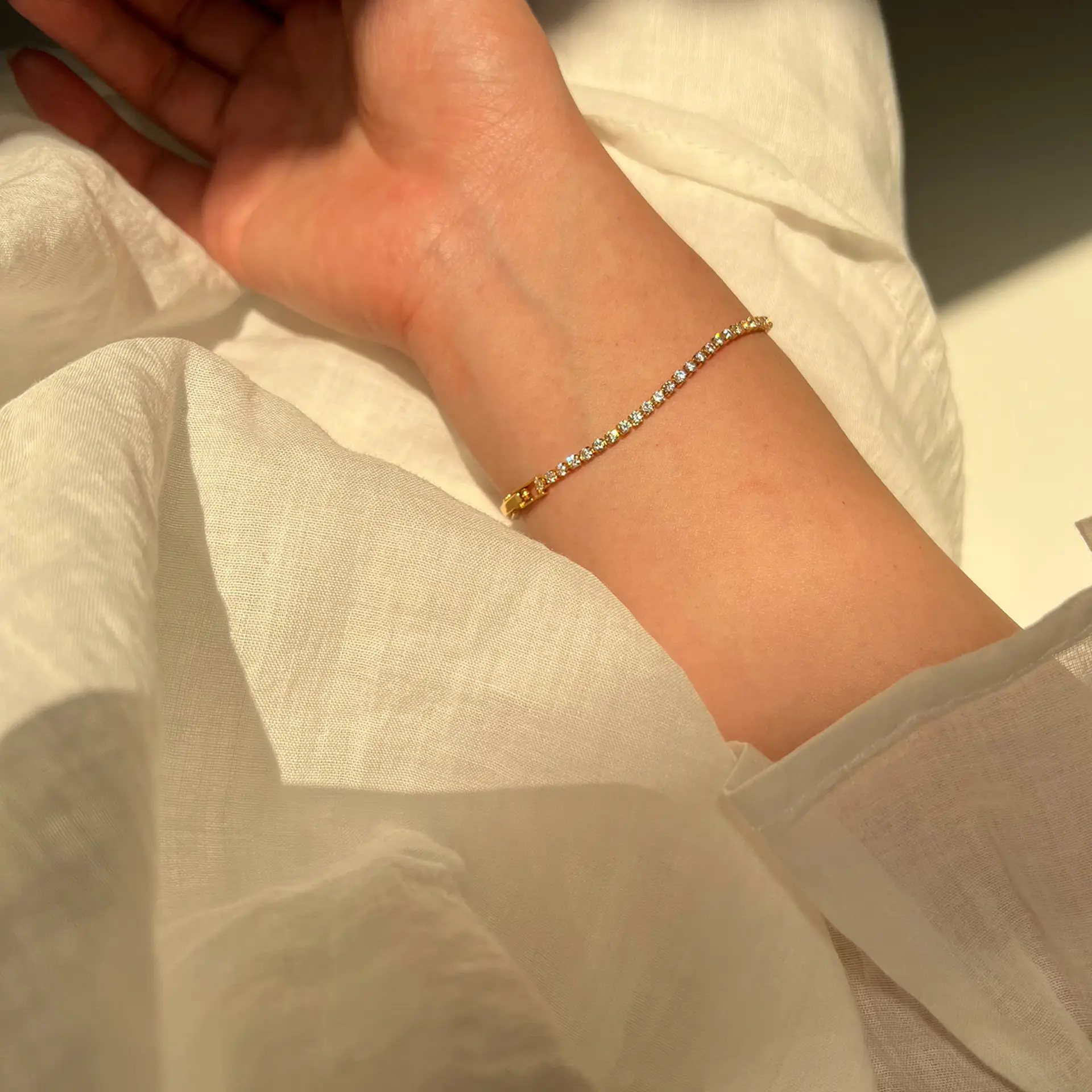 French Bracelet with Zircon & Pearl Design - Image 6