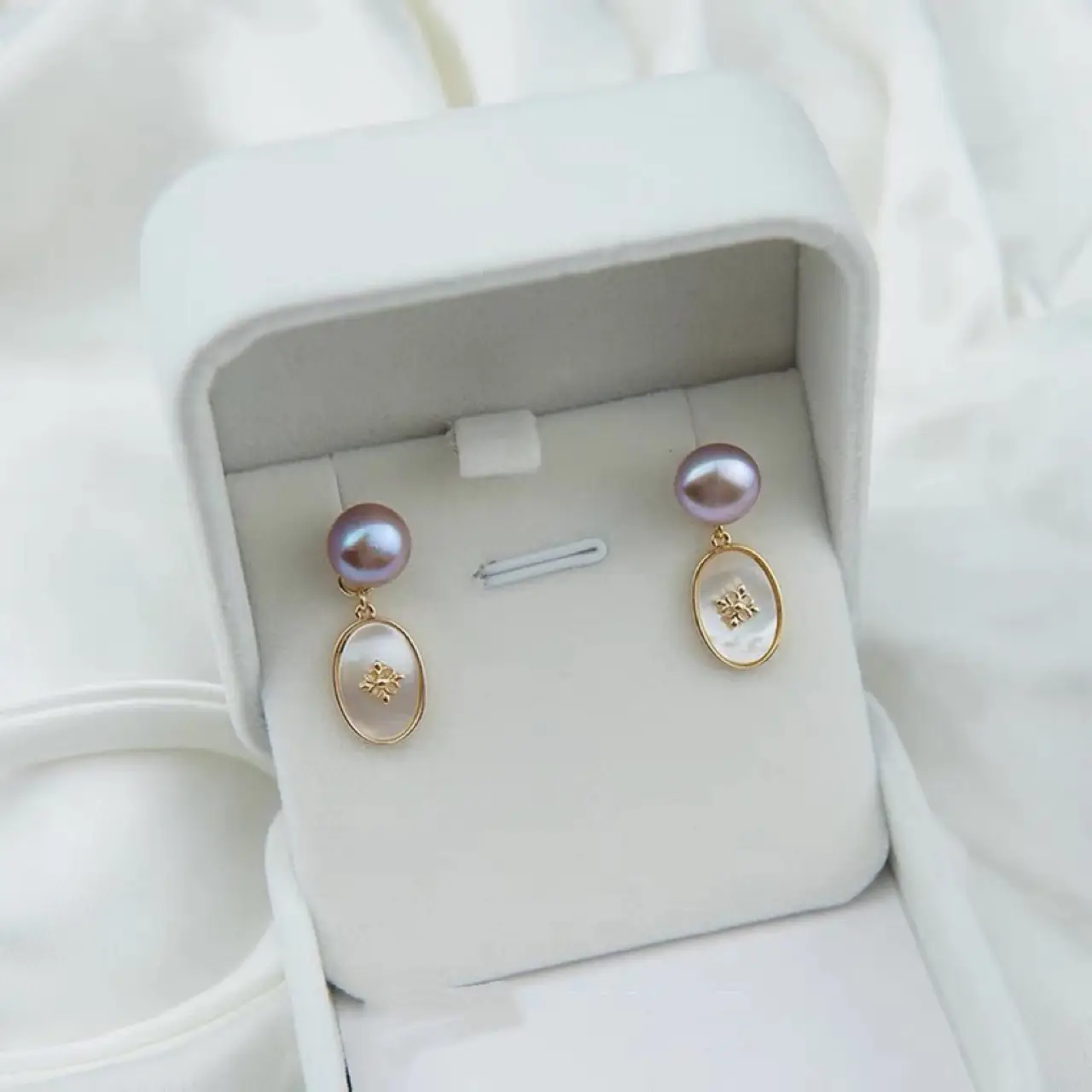 Vintage Pearl Earrings Set for Women