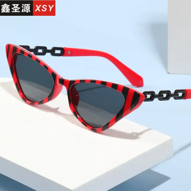 Red Triangle Metal Chain Sunglasses for Men Women - Image 8