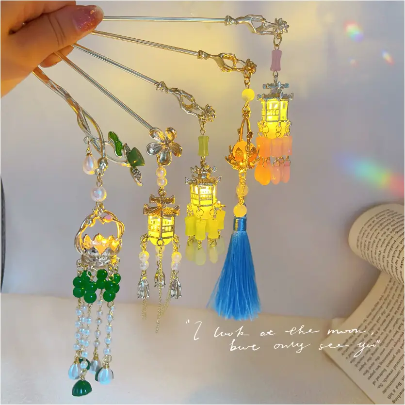 Antique Hanfu Tassel Hairpin with Blue Crystal Design - Image 102