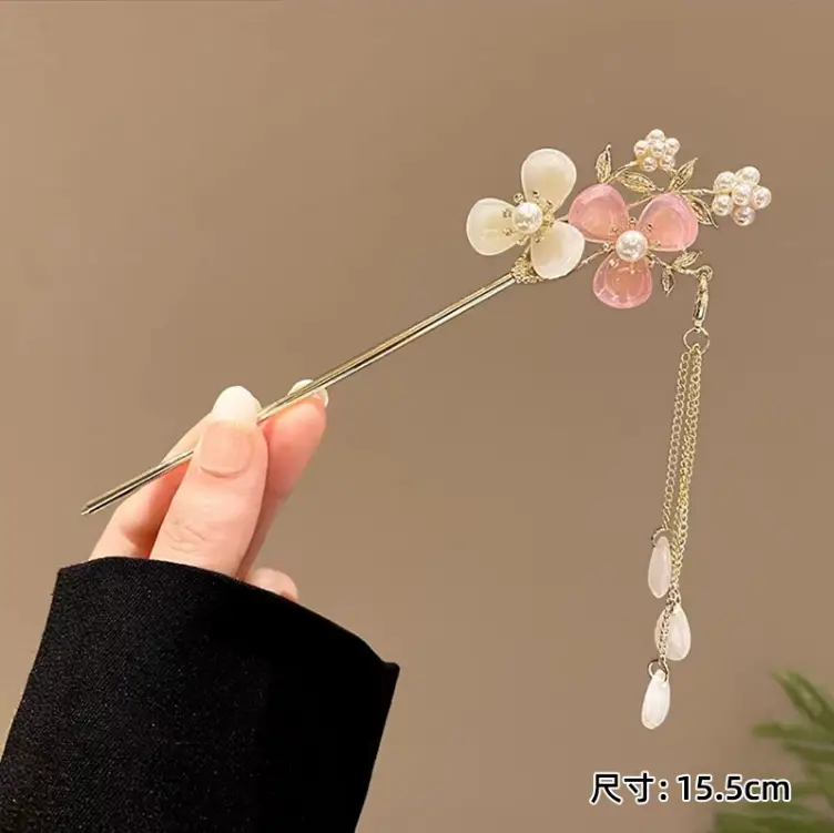 Antique Hanfu Tassel Hairpin with Blue Crystal Design - Image 18