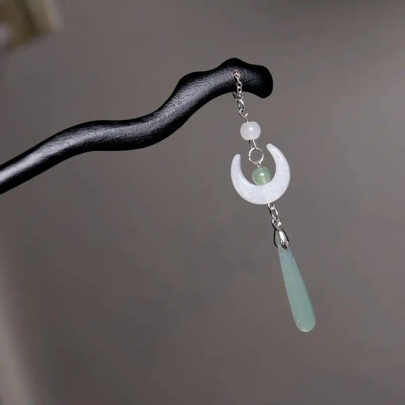 Antique Hanfu Tassel Hairpin with Blue Crystal Design - Image 4