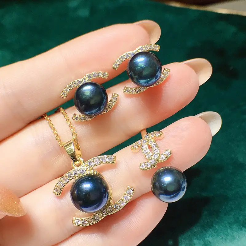 Pearl Necklace Bracelet Earrings Set for Women