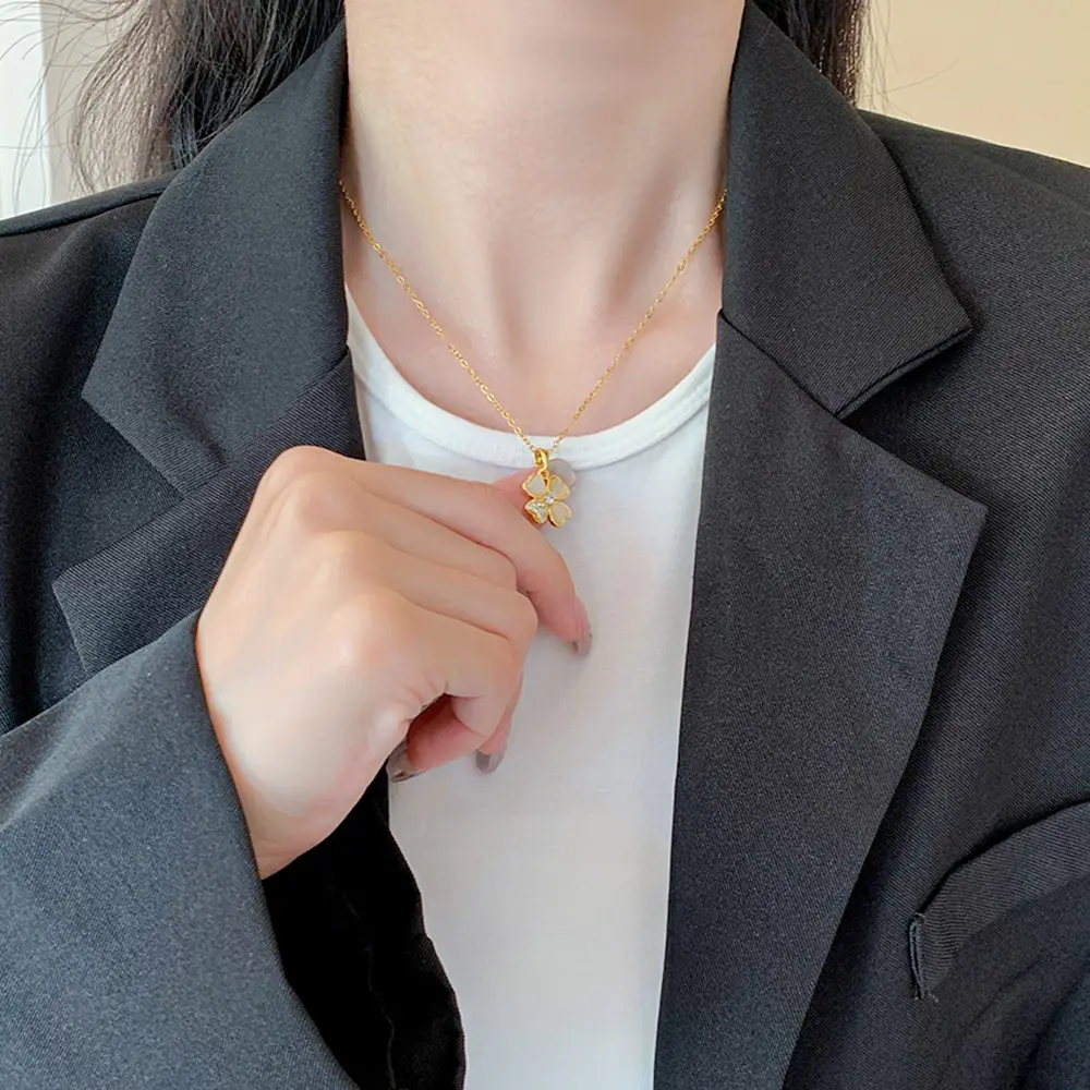 Gold Cat's Eye Four Leaf Clover Necklace for Women - Image 3