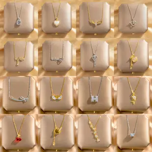 Gold Cat's Eye Four Leaf Clover Necklace for Women — feature 5