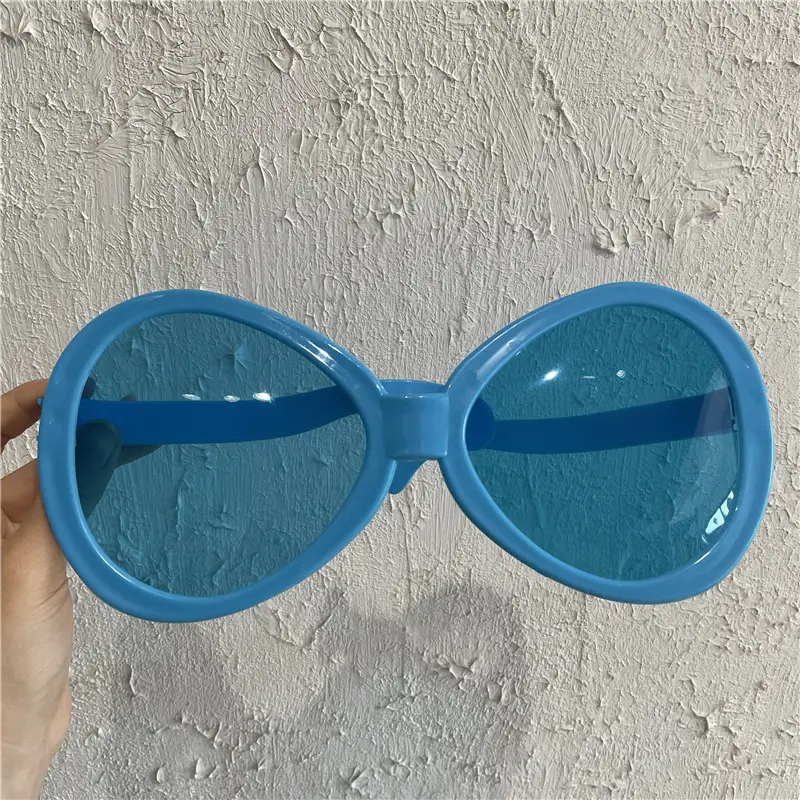 Heart-Shaped Sunglasses for Women Yellow Extra Large - Image 11